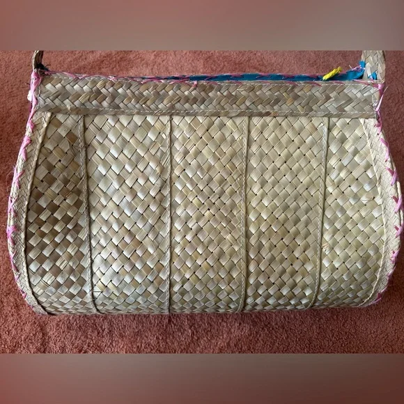 LARGE Bahamas Embroidered Straw Shoulder Bag in Natural and Blue - Picture 3 of 3